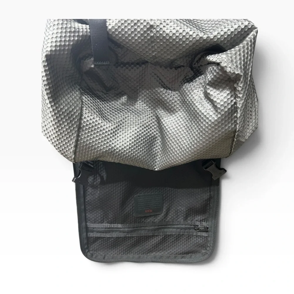 Tumi alpha ballistic